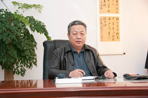 李洪斌（辽宁省锦州市实验学校校长）