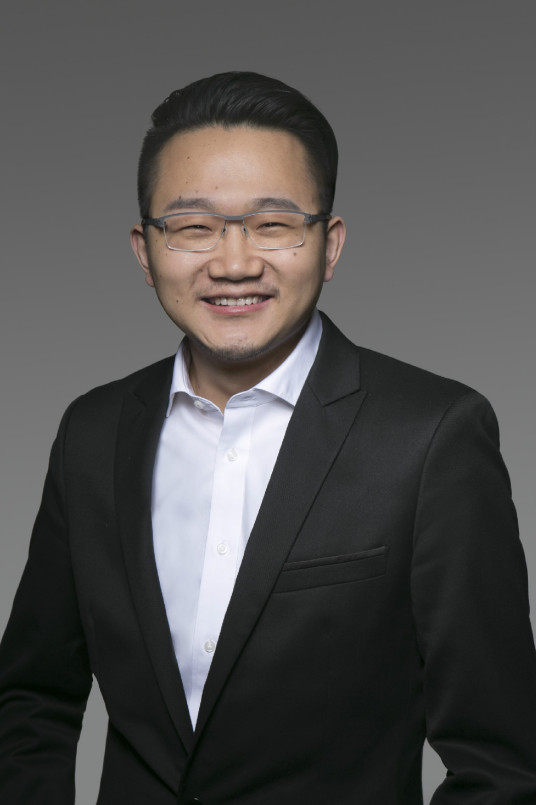 李龙飞（龙渊网络CEO）