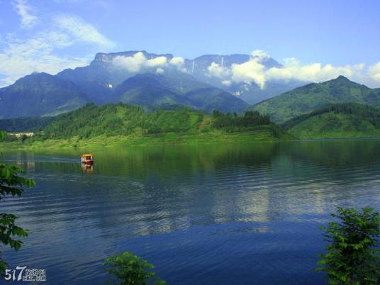 瓦屋山水库