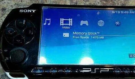 PSP2000和PSP3000的区别？？