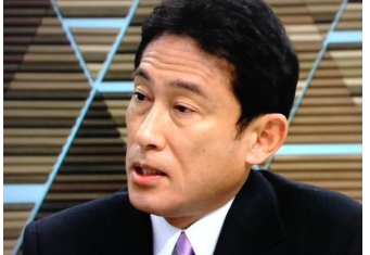 安倍正式宣布辞去首相一职谁最有可能接替安倍担任日本首相呢？