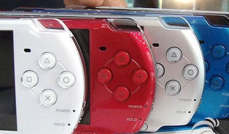 PSP2000和PSP3000的区别？？