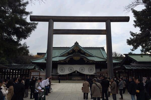 靖国神社是一个什么地方？日本首相与高层大臣为什么都要去拜靖国神社？