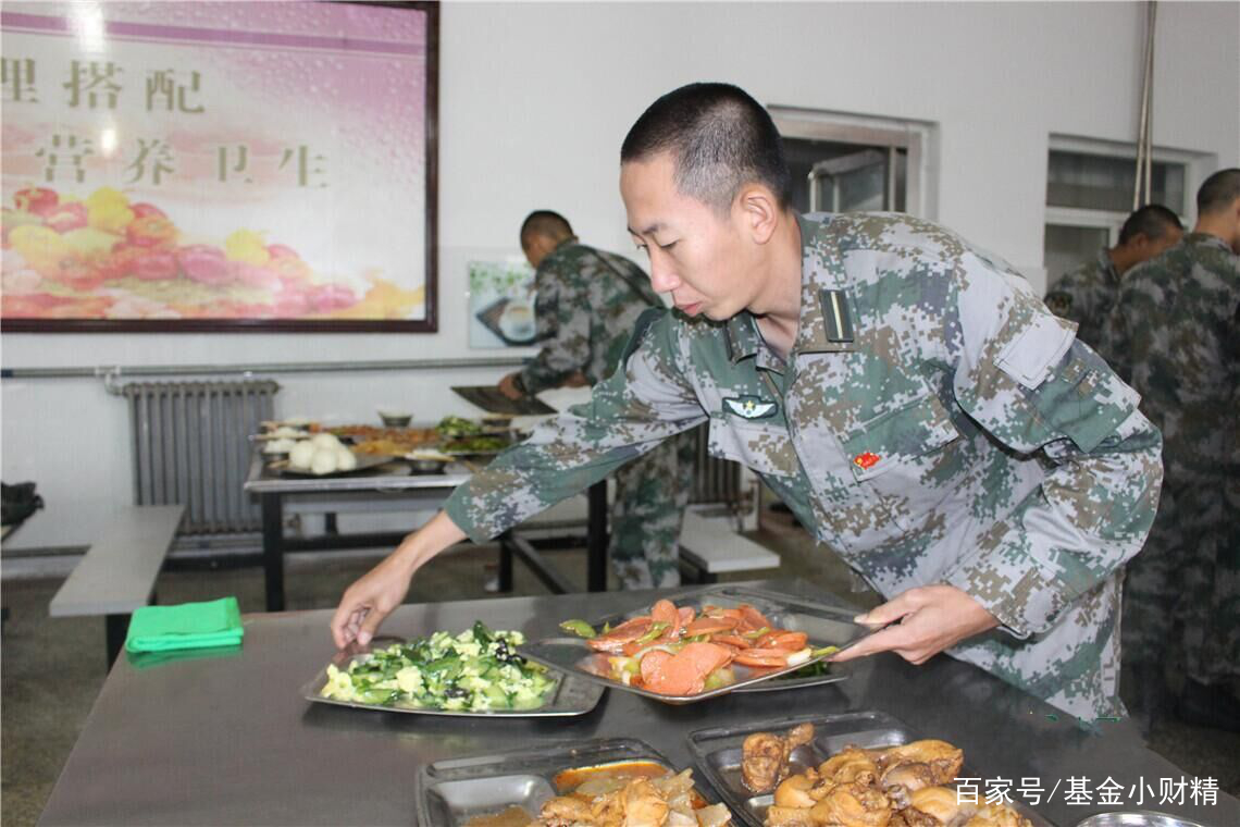 还以为当兵伙食很差，部队的伙食是什么样的？