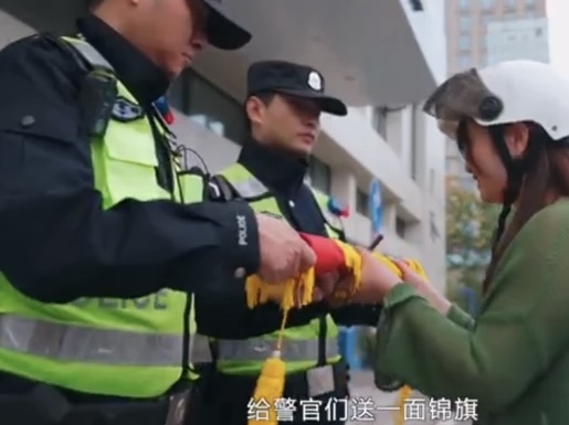 女子一年内3次忘拔车钥匙，均被民警送回，忘拔电动车钥匙，车子会被偷吗？