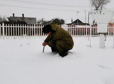 辽宁一农贸市场因强降雪发生坍塌事故，现场是否有人员伤亡的情况？