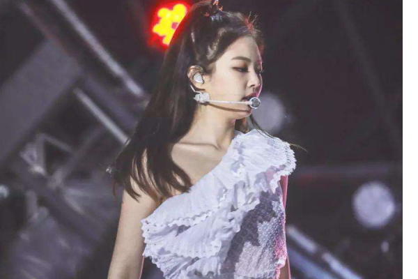 Jennie solo 中韩英文歌词对照